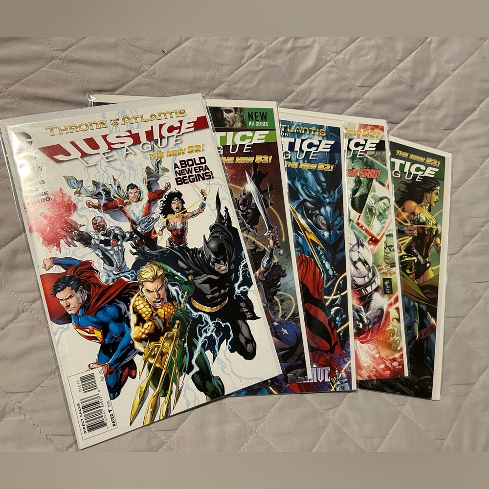 DC’S NEW 52 JUSTICE LEAGUE